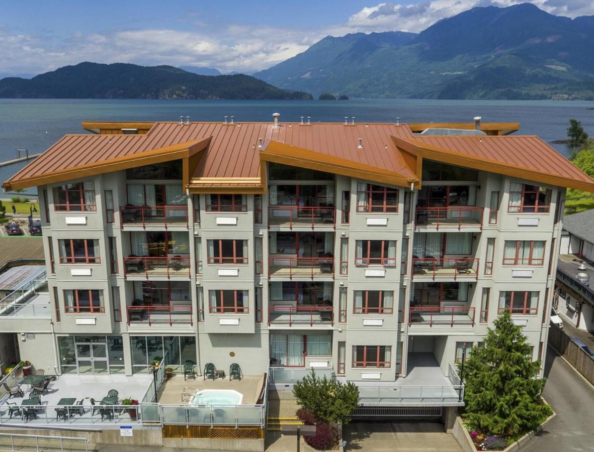 Harrison Beach Hotel Harrison Hot Springs Exterior foto